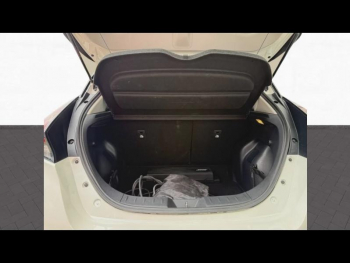 Photo 32 du bon plan NISSAN Leaf 150ch 40kWh Tekna 21.5 occasion à 11880 €