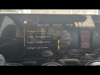 Photo 18 du bon plan MERCEDES-BENZ GLB 200d 150ch AMG Line 8G DCT occasion à 38990 €