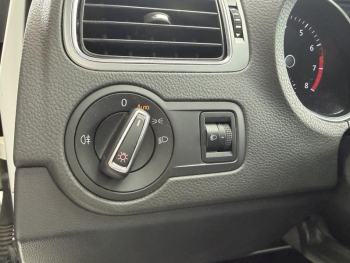 Photo 15 du bon plan VOLKSWAGEN Polo 1.2 TSI 90ch BlueMotion Technology Allstar 5p occasion à 10290 €