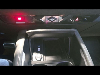 Photo 16 du bon plan DS DS 4 PureTech 180ch Performance Line + Automatique occasion à 21280 €