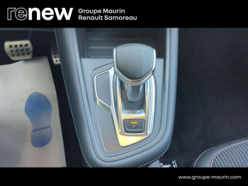 Photo 25 du bon plan RENAULT Captur 1.6 E-Tech hybride 145ch RS Line -21 occasion à 17900 €