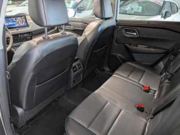 Photo 12 du bon plan NISSAN X-Trail e-Power 204ch Tekna occasion à 32900 €