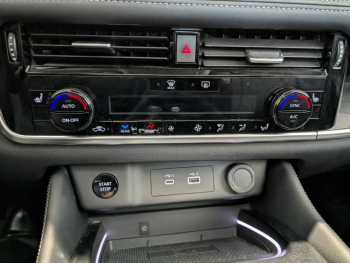 Photo 17 du bon plan NISSAN X-Trail e-Power 204ch Tekna occasion à 32900 €