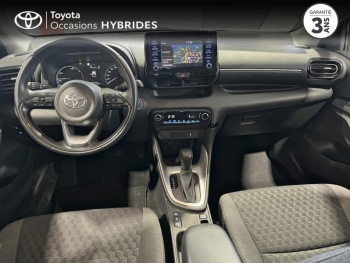 Photo 8 du bon plan TOYOTA Yaris 116h Dynamic Business 5p + Programme Beyond Zero Academy MY22 occasion à 17290 €