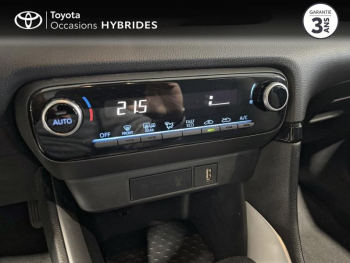 Photo 14 du bon plan TOYOTA Yaris 116h Dynamic Business 5p + Programme Beyond Zero Academy MY22 occasion à 17290 €