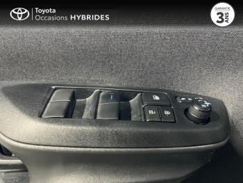 Photo 17 du bon plan TOYOTA Yaris 116h Dynamic Business 5p + Programme Beyond Zero Academy MY22 occasion à 17290 €