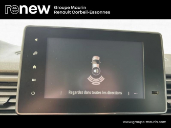 Photo 27 du bon plan RENAULT Trafic Combi L1 2.0 Blue dCi 150ch S&S Zen 8 places occasion à 29389 €