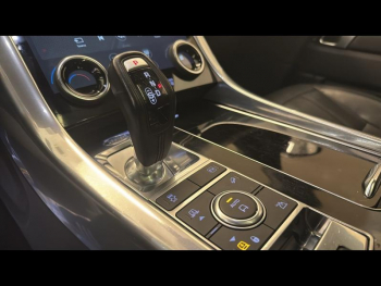 Photo 16 du bon plan LAND-ROVER Range Rover Sport 2.0 P400e 404ch HSE Dynamic Mark IX occasion à 52390 €