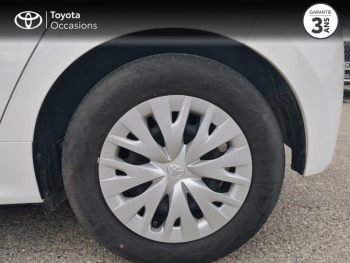 Photo 16 du bon plan TOYOTA Yaris 120 VVT-i Dynamic 5p MY22 occasion à 17290 €