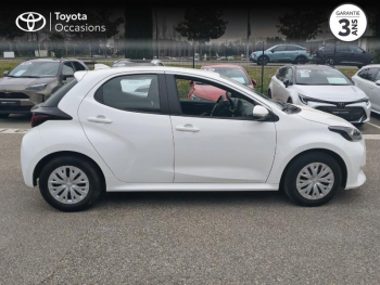 Photo 17 du bon plan TOYOTA Yaris 120 VVT-i Dynamic 5p MY22 occasion à 17290 €