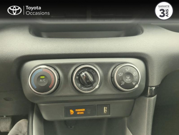Photo 23 du bon plan TOYOTA Yaris 120 VVT-i Dynamic 5p MY22 occasion à 17290 €