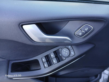 Photo 16 du bon plan FORD Fiesta 1.0 Flexifuel 95ch Active X 5p occasion à 16900 €