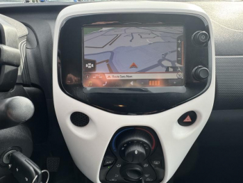 Photo 18 du bon plan CITROEN C1 PureTech 82 Feel 5p occasion à 7490 €