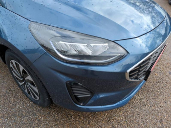 Photo 19 du bon plan FORD Fiesta 1.0 Flexifuel 95ch Titanium Business 5p occasion à 15490 €