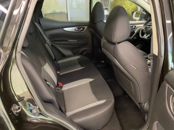 Photo 10 du bon plan NISSAN Qashqai 1.3 DIG-T 140ch N-Connecta Euro6d-T occasion à 16290 €