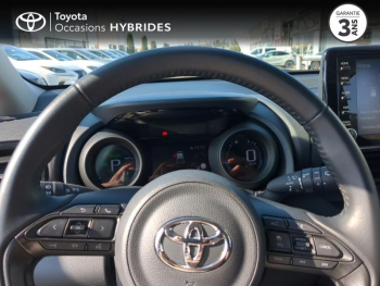 Photo 13 du bon plan TOYOTA Yaris 116h Design 5p MY22 occasion à 18990 €