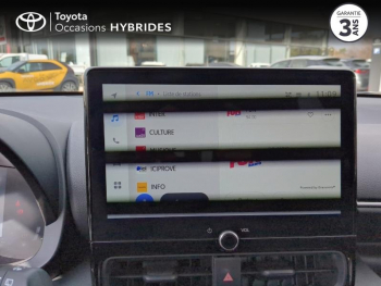 Photo 15 du bon plan TOYOTA Yaris 116h Design 5p MC24 occasion à 20990 €