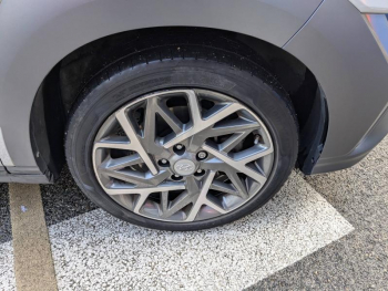 Photo 24 du bon plan HYUNDAI Kona 1.6 GDi 141ch Hybrid Intuitive DCT-6 occasion à 16900 €