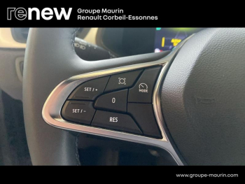 Photo 13 du bon plan RENAULT Captur 1.6 E-Tech hybride 145ch Evolution occasion à 22989 €