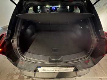 Photo 9 du bon plan LEXUS UX 250h F SPORT Design 2WD occasion à 29990 €