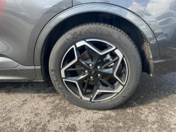 Photo 9 du bon plan FORD Kuga 2.5 Duratec 180ch Hybrid FlexiFuel ST-Line Powershift occasion à 31890 €