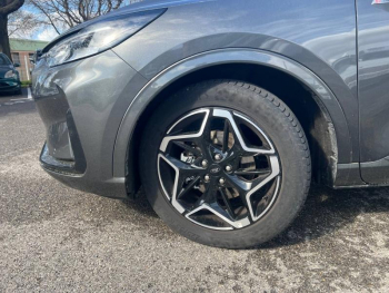 Photo 10 du bon plan FORD Kuga 2.5 Duratec 180ch Hybrid FlexiFuel ST-Line Powershift occasion à 31890 €