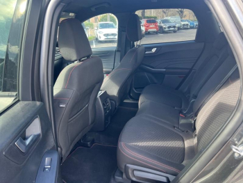 Photo 11 du bon plan FORD Kuga 2.5 Duratec 180ch Hybrid FlexiFuel ST-Line Powershift occasion à 31890 €