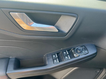 Photo 14 du bon plan FORD Kuga 2.5 Duratec 180ch Hybrid FlexiFuel ST-Line Powershift occasion à 31890 €