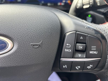 Photo 21 du bon plan FORD Kuga 2.0 EcoBlue 150ch mHEV ST-Line X occasion à 20990 €