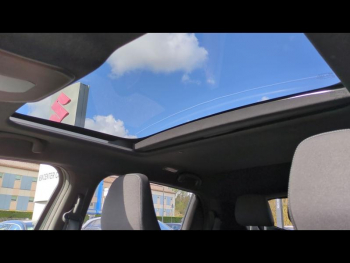 Photo 13 du bon plan SUZUKI Vitara 174ch 61kWh Style occasion à 33980 €