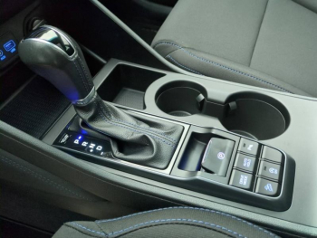 Photo 21 du bon plan HYUNDAI Tucson 1.7 CRDI 141ch Edition #Mondial 2WD DCT-7 occasion à 15900 €