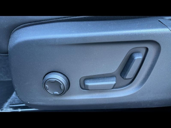 Photo 10 du bon plan VOLVO XC40 B3 163ch Ultimate DCT 7 occasion à 34990 €