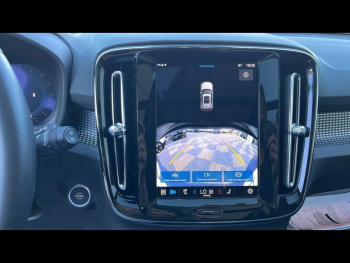 Photo 13 du bon plan VOLVO XC40 B3 163ch Ultimate DCT 7 occasion à 34990 €