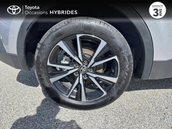 Photo 16 du bon plan TOYOTA C-HR 1.8 Hybride 140ch Design occasion à 29990 €