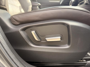 Photo 29 du bon plan MAZDA CX-5 2.2 SKYACTIV-D 184 Takumi 4x4 BVA Euro6d-T occasion à 15490 €