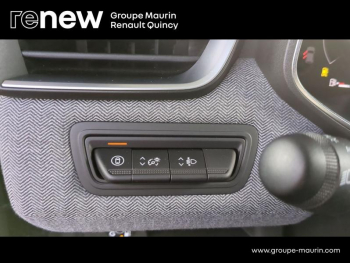 Photo 19 du bon plan RENAULT Clio 1.0 Eco-G 100ch Techno - 24 occasion à 17490 €