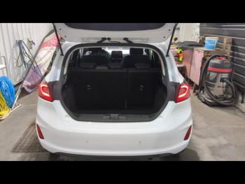 Photo 5 du bon plan FORD Fiesta 1.0 EcoBoost Hybrid 125ch Titanium Vignale Powershift 5p occasion à 18490 €