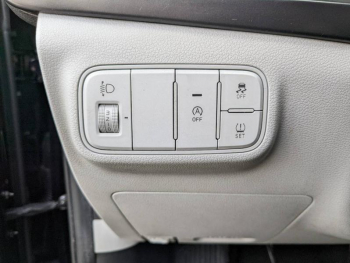 Photo 16 du bon plan HYUNDAI i20 1.2 84ch Initia occasion à 11990 €