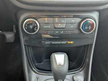 Photo 25 du bon plan FORD Puma 1.0 EcoBoost 125ch S&S mHEV ST-Line Powershift occasion à 20690 €