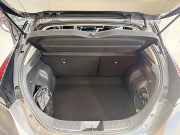 Photo 13 du bon plan NISSAN Leaf 150ch 40kWh N-Connecta occasion à 19900 €