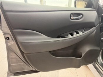 Photo 16 du bon plan NISSAN Leaf 150ch 40kWh N-Connecta occasion à 19900 €