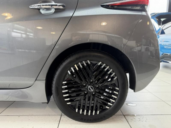 Photo 18 du bon plan NISSAN Leaf 150ch 40kWh N-Connecta occasion à 19900 €