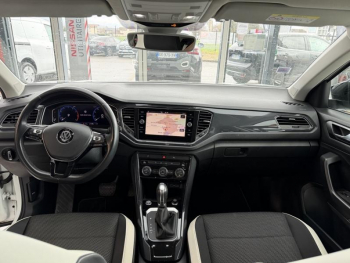 Photo 13 du bon plan VOLKSWAGEN T-Roc 1.5 TSI EVO 150ch Carat DSG7 S&S occasion à 22900 €