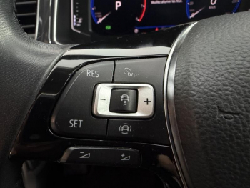 Photo 14 du bon plan VOLKSWAGEN T-Roc 1.5 TSI EVO 150ch Carat DSG7 S&S occasion à 22900 €