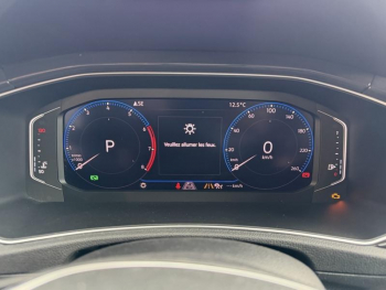 Photo 16 du bon plan VOLKSWAGEN T-Roc 1.5 TSI EVO 150ch Carat DSG7 S&S occasion à 22900 €
