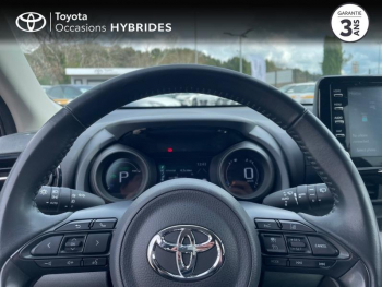 Photo 13 du bon plan TOYOTA Yaris 116h Design 5p MY22 occasion à 18990 €