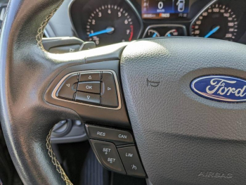 Photo 15 du bon plan FORD Kuga 1.5 Flexifuel-E85 150ch Stop&Start Vignale 4x2 BVA Euro6.2 occasion à 18990 €