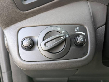 Photo 20 du bon plan FORD Kuga 1.5 Flexifuel-E85 150ch Stop&Start Vignale 4x2 BVA Euro6.2 occasion à 18990 €