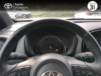 Photo 13 du bon plan TOYOTA Aygo X 1.0 VVT-i 72ch Design occasion à 12980 €