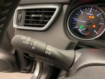 Photo 14 du bon plan NISSAN Qashqai 1.5 dCi 115ch Tekna DCT 2019 Euro6-EVAP occasion à 17990 €